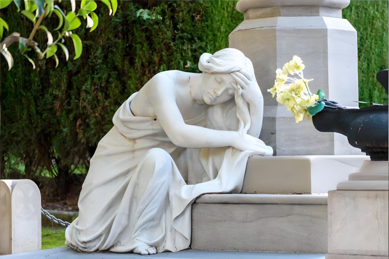 Marble Western figurative sculpture